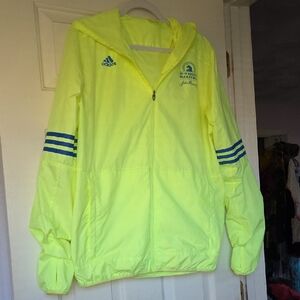 Adidas Boston  Marathon 2019 Unisex  Jacket with Blue Stripes